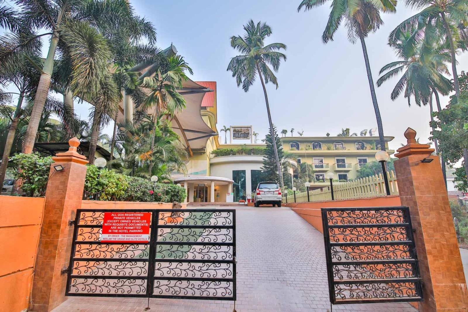 Neelam The Glitz Hotel Calangute Exterior photo